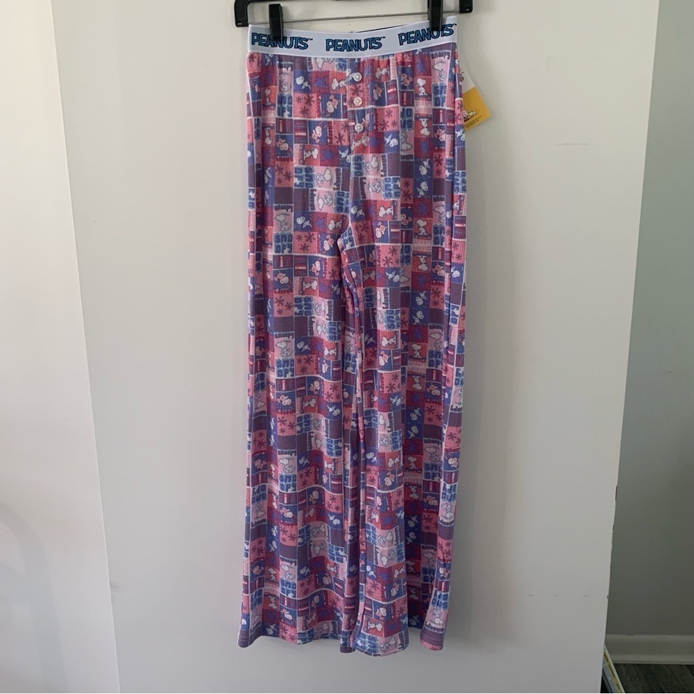 NWT Peanuts Pajama Pants Size Small